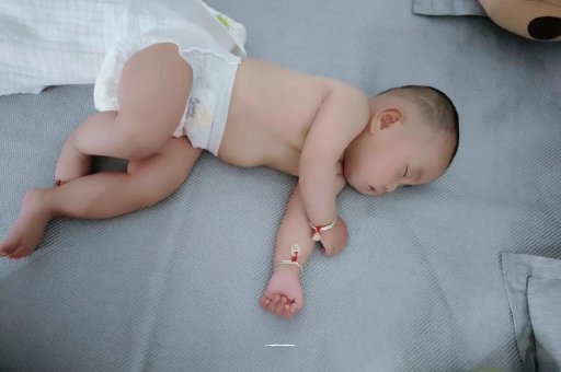 昭通宝宝口水多怎么回事